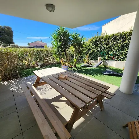 Apartment New Le Farniente Bandol